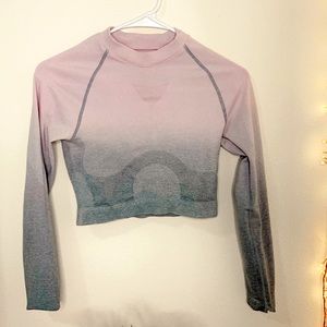 Seamless pink top (Size S)